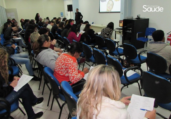 O Master Coach Márcio Dias falou aos colaboradores da 12ªRS sobre equilíbrio emocional e sua importância no desenvolvimento profissional.